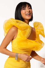 Load image into Gallery viewer, GLASSY Gallery - White (Rhinestone) Bracelet (LOP-1223)