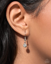 Load image into Gallery viewer, Mismatched Makeover - Blue Necklace (LOP-0125)