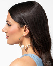 Load image into Gallery viewer, Seashell Sonnet - Gold Hoop Earring (LOP-0625)
