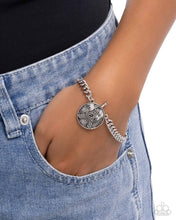 Load image into Gallery viewer, Eiffel Tower Effect - Silver Bracelet