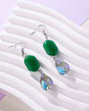 Load image into Gallery viewer, Brilliant Beauty Queen - Green Earring