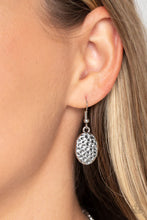 Load image into Gallery viewer, Badlands Border - Black Necklace