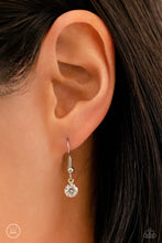 Load image into Gallery viewer, Classy Couture - White Pearls and Gem) Choker Necklace (LOP-0623)