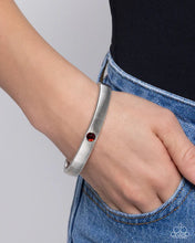 Load image into Gallery viewer, Surprising Solo - Red Bracelet