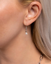 Load image into Gallery viewer, Introducing Me - Black (Heart) Necklace