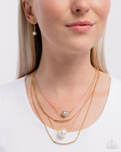 Load image into Gallery viewer, Phenomenal Pearls - Gold Necklace