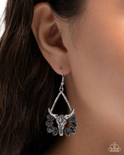 Load image into Gallery viewer, Western Whirlwind - Black (Silver Longhorn Skull) Earring