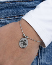 Load image into Gallery viewer, Personalized Bouquet - April - Silver Bracelet