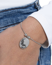 Load image into Gallery viewer, Personalized Bouquet - March - Silver Bracelet