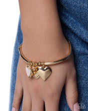 Load image into Gallery viewer, Fashionable Family - Gold (Heart) Bracelet