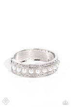 Load image into Gallery viewer, About a PEARL - White (Pearl) Bracelet (FFA-0623)