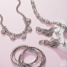 Load image into Gallery viewer, Fiercely 5th Avenue Trend Blend (FFA-0325) - $32 set 0r $8 each piece