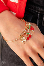Load image into Gallery viewer, Fruit Freestyle - Gold Bracelet (SS-0324)