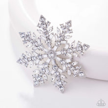 Load image into Gallery viewer, Snowflake Solstice - White Brooch (LOP-1125)