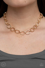 Load image into Gallery viewer, 90&#39;s Nostalgia - Gold Choker Necklace
