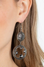 Load image into Gallery viewer, Eastern Entrada - Silver (Hematite Rhinestone) Earring