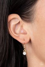 Load image into Gallery viewer, Superstar Stylist - Gold Necklace