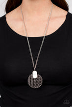 Load image into Gallery viewer, South Beach Beauty - White (Shell) Necklace