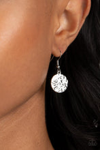 Load image into Gallery viewer, Dizzying Discs - Silver Necklace