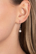 Load image into Gallery viewer, Pearls Before VINE - Silver (Smoky Gem and Black Teardrop) Necklace