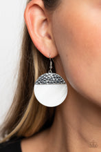 Load image into Gallery viewer, SHELL Out - White (Shell Disc) Earring