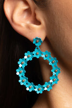 Load image into Gallery viewer, Daisy Meadows - Blue (Daisy) Earring