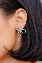 Load image into Gallery viewer, Deluxe Duet - White Post Earring (FFA-1222)