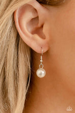 Load image into Gallery viewer, Flower Crown - Blue Necklace (GM-0423)