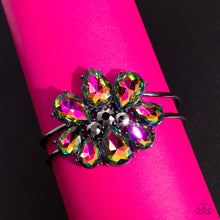 Load image into Gallery viewer, DAUNTLESS is More - Multi Oil Spill) Bracelet