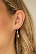 Load image into Gallery viewer, Opal Gardens White Necklace