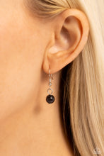 Load image into Gallery viewer, Maze STUNNER - Black Necklace
