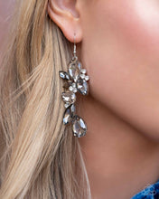 Load image into Gallery viewer, Fancy Flaunter - Silver (Hematite) Earring
