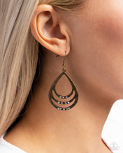 Load image into Gallery viewer, Sojourn Shimmer - Brass Earring
