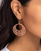 Load image into Gallery viewer, Mandala Paradise - Copper (Penny) Earring
