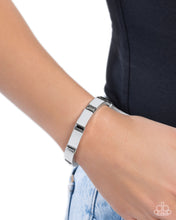 Load image into Gallery viewer, Glistening Gesture - Silver (Hematite) Bracelet
