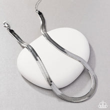 Load image into Gallery viewer, Herringbone Haute - Silver (Choker) Necklace (LOP-0625)
