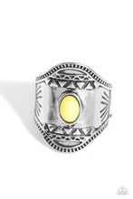 Load image into Gallery viewer, Panoramic Pyramids - Yellow Ring
