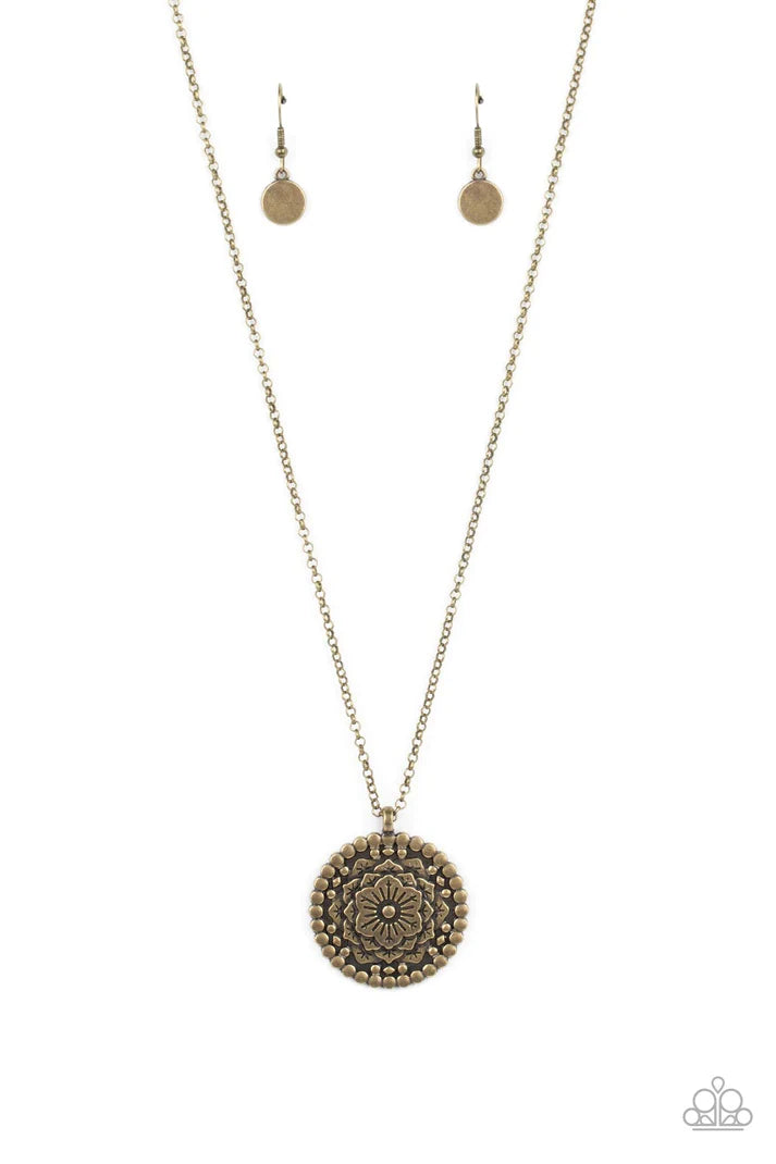 Summer HOMESTEAD - Brass Necklace