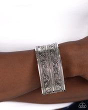 Load image into Gallery viewer, Eclectic European - Silver Bracelet
