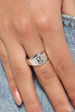 Load image into Gallery viewer, Monogram Memento - Silver - G Initial Ring
