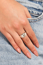 Load image into Gallery viewer, Monogram Memento - Silver - R Initial Ring
