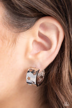 Load image into Gallery viewer, Setting the STAR High - Silver (Star) Earring
