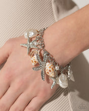 Load image into Gallery viewer, Seashell Song - White (Starfish/Seashell/Pearl) Bracelet
