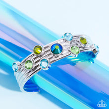 Load image into Gallery viewer, Majestic Medallions - Green Bracelet
