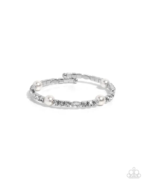Ladylike Leader - White (Gem/Pearl) Bracelet