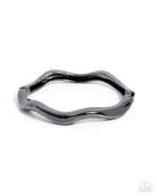 Load image into Gallery viewer, Waving Hello - Black (Gunmetal) Bracelet
