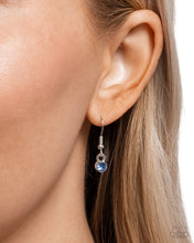 Load image into Gallery viewer, Compelling Circles - Blue Necklace
