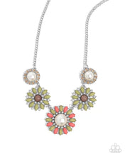 Load image into Gallery viewer, Trio Tycoon - Green Necklace
