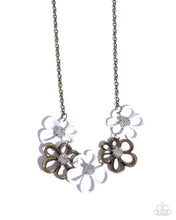 Load image into Gallery viewer, Beau Bouquet - Brass Necklace
