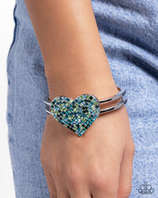 Load image into Gallery viewer, Significant Shimmer - Green (Heart) Bracelet
